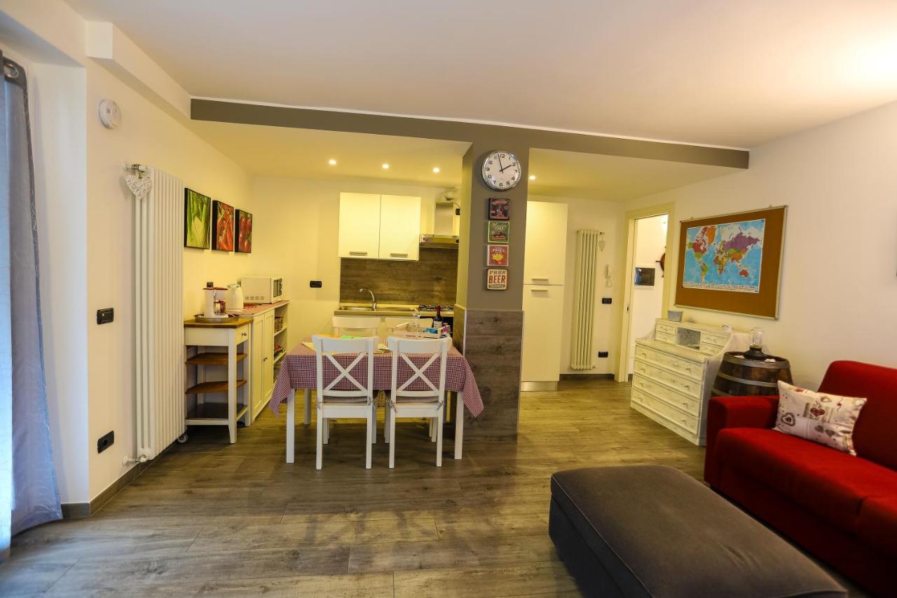 דירות ורנה Tizi House מראה חיצוני תמונה