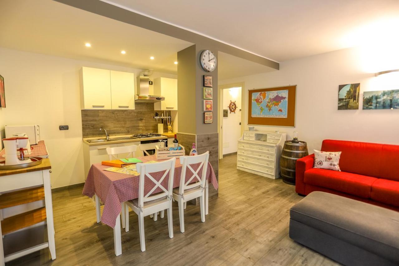 דירות ורנה Tizi House מראה חיצוני תמונה